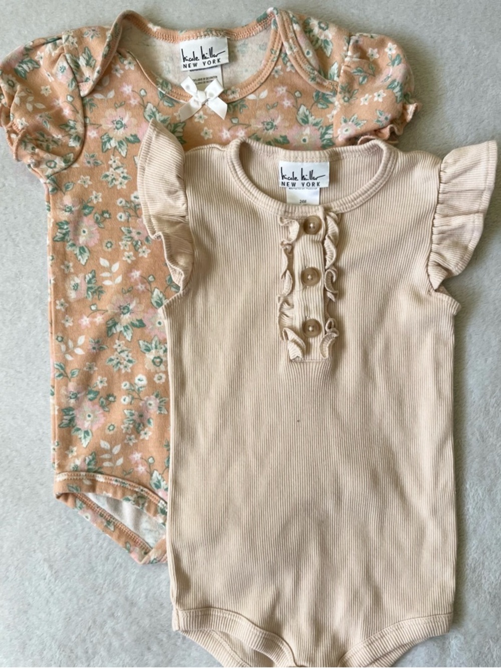 Peach Floral & Cream Ruffle-Sleeve One-Piece Bodysuit Set